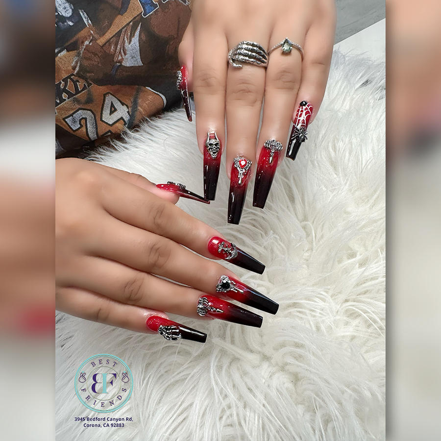 Minimalist nail design